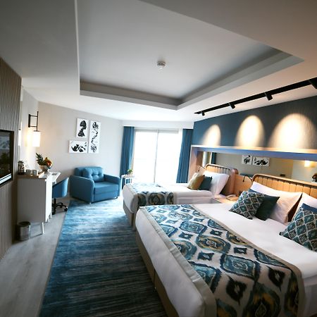 Royal Wings Hotel Antalya Exterior photo