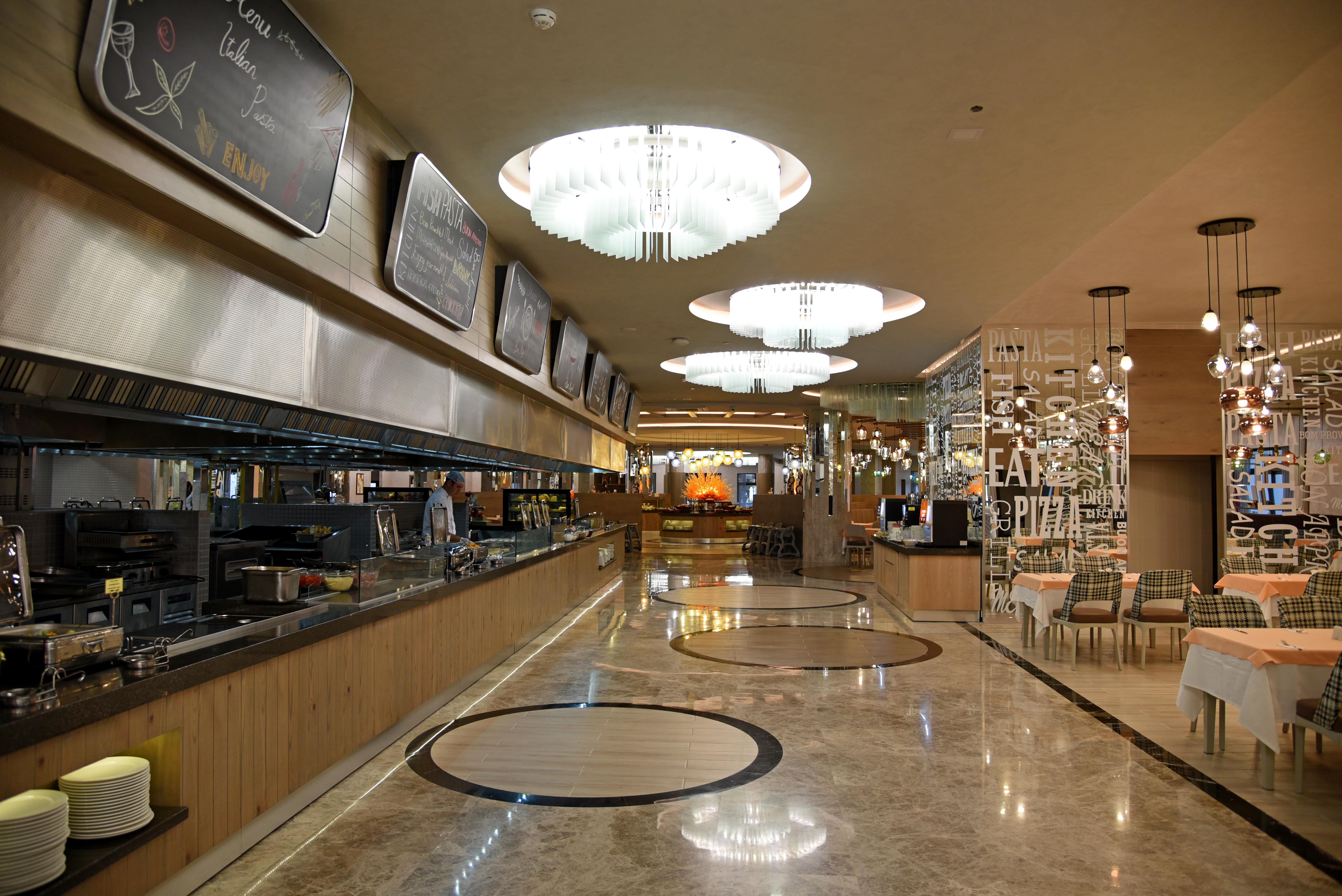 Royal Wings Hotel Antalya Exterior photo